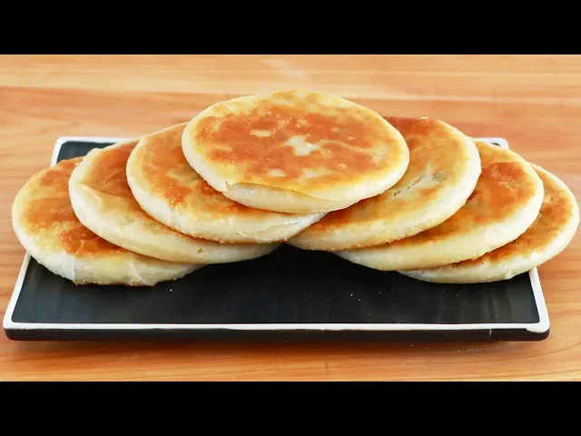 早餐酥皮小糖饼,不用醒面也不发面,6分钟就出锅,咬一口酥掉渣!【海娟美食】